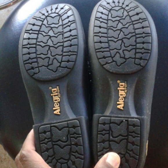Alegria Uniform Shoes - Picture 2 of 5